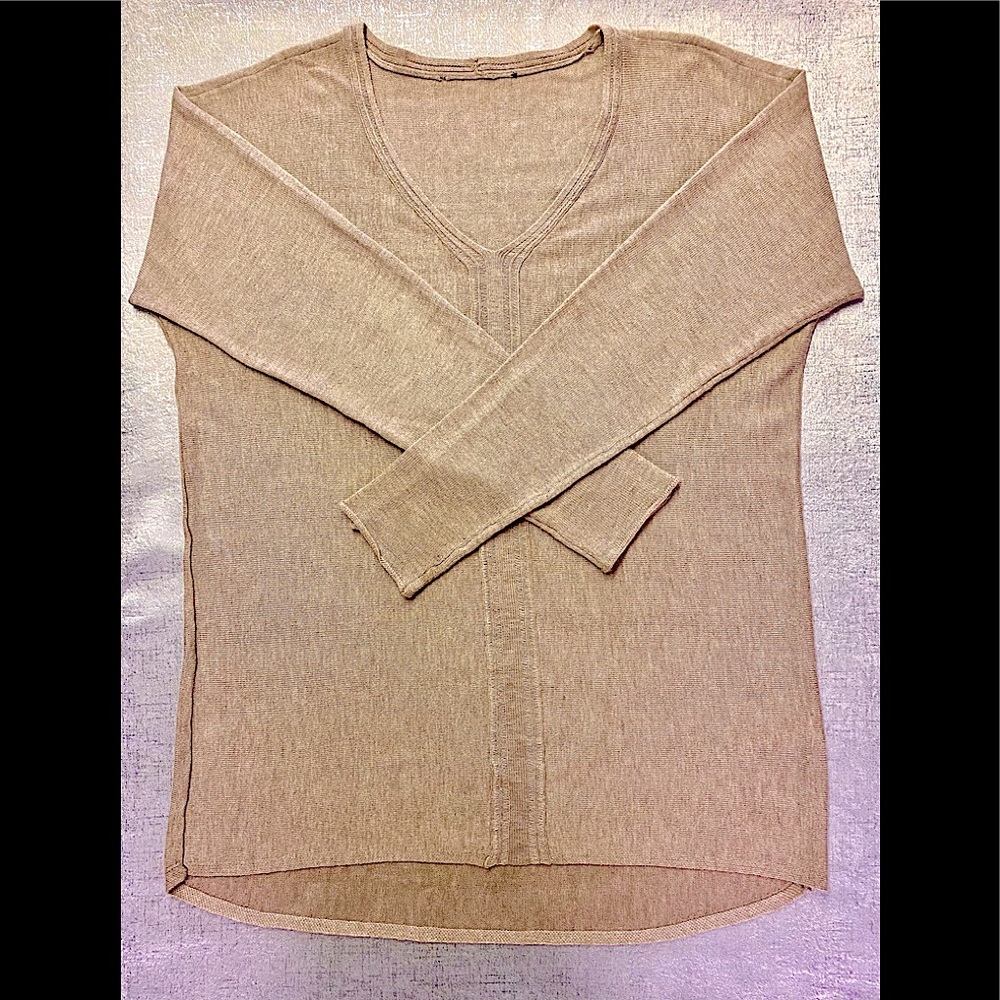 Lightweight Front Stitch V Neck Sweater